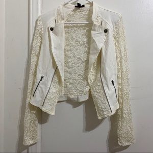 White Lace Collared Zip Up Jean Jacket